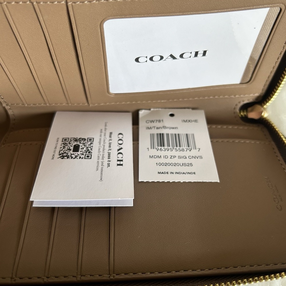 Coach CW781 Medium ID Zip Wallet Signature Canvas Tan Brown Monogram Gold Tone - Picture 4 of 5